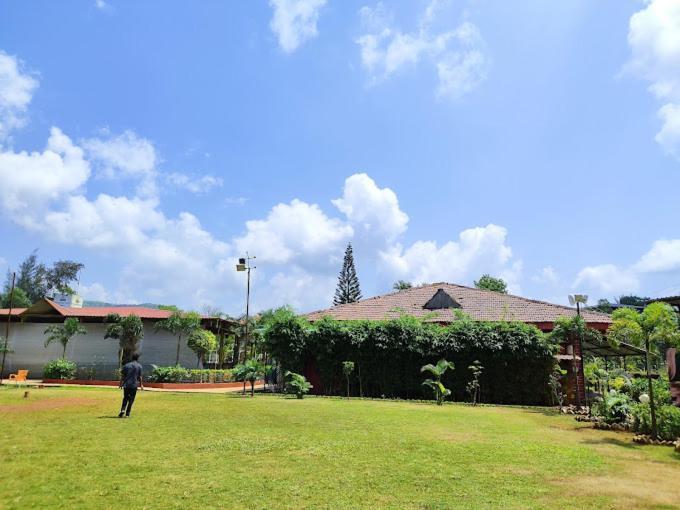 Whispering Woods Resort Lonavala Ngoại thất bức ảnh