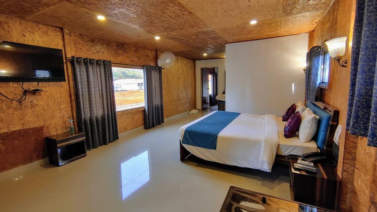 Whispering Woods Resort Lonavala Ngoại thất bức ảnh